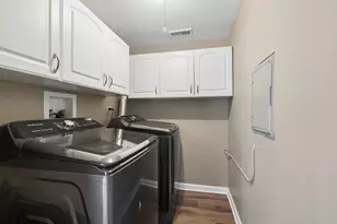 388 Woodhollow Ln, Bartlett, IL 60103 - Photo 12