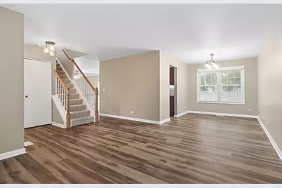 388 Woodhollow Lane, Bartlett, IL 60103 - Photo 2