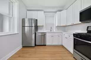 4111 N Francisco Ave, Chicago, IL 60618 - Photo 10