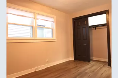 2115 W 68th Place, Chicago, IL 60636 - Photo 14