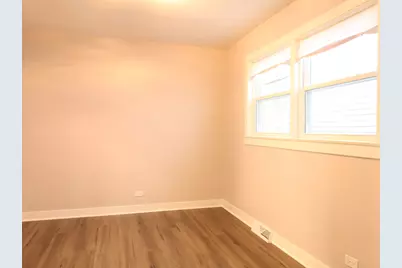 2115 W 68th Place, Chicago, IL 60636 - Photo 12