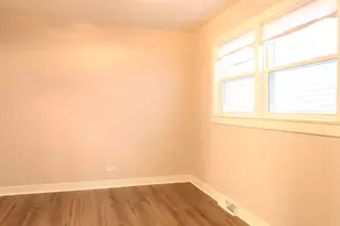 2115 W 68th Pl, Chicago, IL 60636 - Photo 12