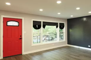 2115 W 68th Pl, Chicago, IL 60636 - Photo 2