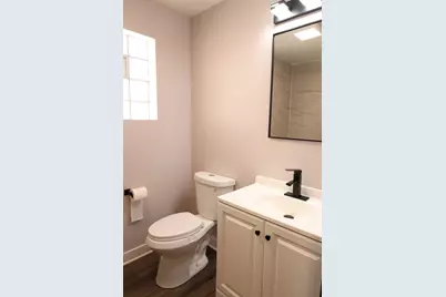 2115 W 68th Place, Chicago, IL 60636 - Photo 10