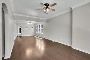 5729 S Campbell Ave, Chicago, IL 60629 - Photo 4