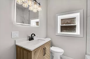 5729 S Campbell Ave, Chicago, IL 60629 - Photo 14