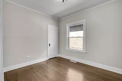 5729 S Campbell Avenue, Chicago, IL 60629 - Photo 8