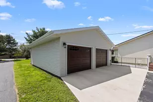 5939 Vesper Dr, South Beloit, IL 61080 - Photo 4