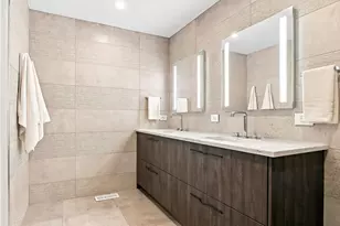 9S580 Clarendon Hills Rd, Willowbrook, IL 60527 - Photo 32