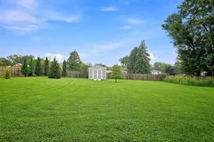 9S580 Clarendon Hills Rd, Willowbrook, IL 60527 - Photo 38