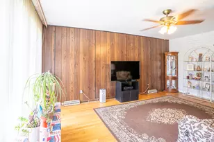6040 W 59th St, Chicago, IL 60638 - Photo 4