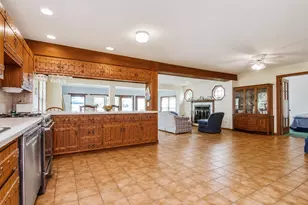 1308 River Terrace Dr, Johnsburg, IL 60051 - Photo 6