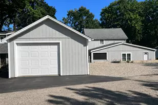 1308 River Terrace Dr, Johnsburg, IL 60051 - Photo 24