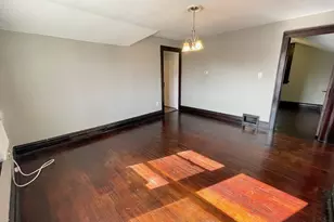603 Mill St, Elgin, IL 60123 - Photo 4