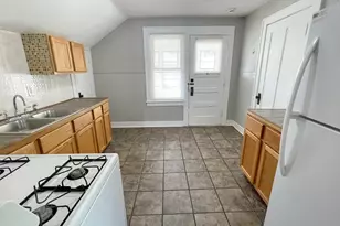 603 Mill St, Elgin, IL 60123 - Photo 6
