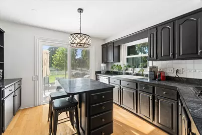 83 N Park Boulevard, Glen Ellyn, IL 60137 - Photo 6