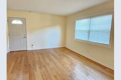 592 Lotus Court #114-A, Wheeling, IL 60090 - Photo 6
