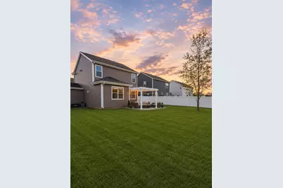 6816 Cobble Springs Lane, Wonder Lake, IL 60097 - Photo 2
