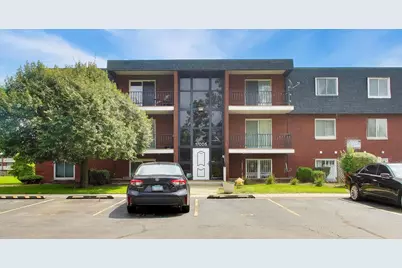 17005 Albany Avenue #202, Hazel Crest, IL 60429 - Photo 4
