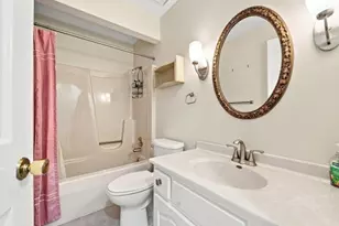 801 Quail Ridge Dr, Freeport, IL 61032 - Photo 14
