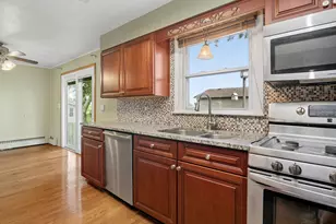 185 N Lynn Ct, Kankakee, IL 60901 - Photo 12