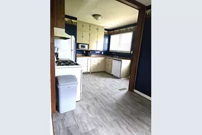 1015 10th Avenue, Fulton, IL 61252 - Photo 8