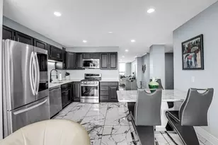 5201 S Cornell Ave, Chicago, IL 60615 - Photo 10