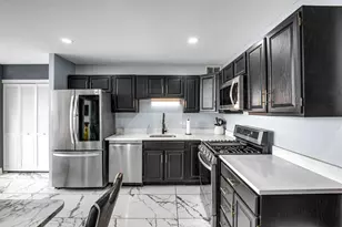 5201 S Cornell Ave, Chicago, IL 60615 - Photo 12