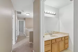 2986 Waters Edge Cir, Aurora, IL 60504 - Photo 22