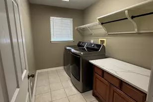 331 Berkeley Dr, Bolingbrook, IL 60440 - Photo 22