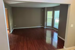 331 Berkeley Dr, Bolingbrook, IL 60440 - Photo 4