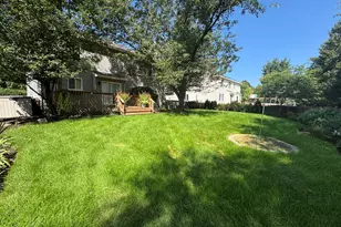 331 Berkeley Dr, Bolingbrook, IL 60440 - Photo 54