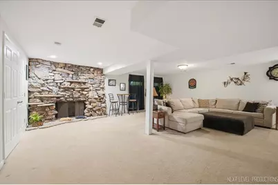 1N255 Prairie Avenue, Glen Ellyn, IL 60137 - Photo 20