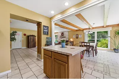 1N255 Prairie Avenue, Glen Ellyn, IL 60137 - Photo 8