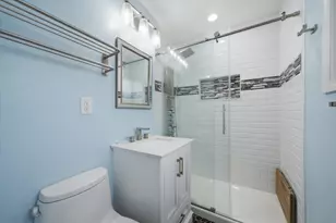 601 E Dogwood Ln, Mount Prospect, IL 60056 - Photo 26