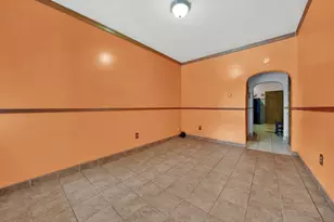 2238 S California Ave, Chicago, IL 60608 - Photo 4