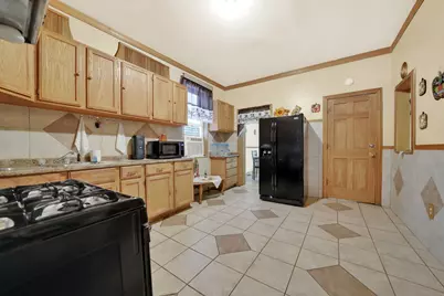 2238 S California Avenue, Chicago, IL 60608 - Photo 6