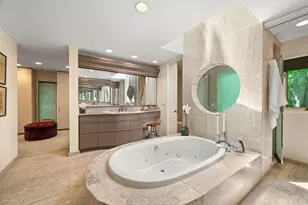 677 Driftwood Ln, Northbrook, IL 60062 - Photo 24