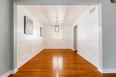 13029 S Baltimore Avenue, Chicago, IL 60633 - Photo 4