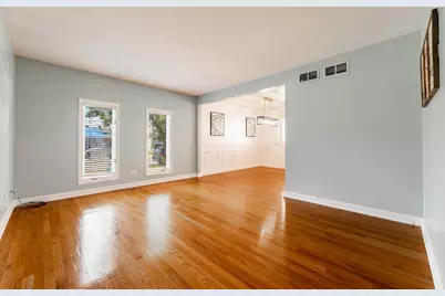 13029 S Baltimore Avenue, Chicago, IL 60633 - Photo 2