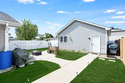 6116 W 94th Street, Oak Lawn, IL 60453 - Photo 4