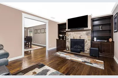 6116 W 94th Street, Oak Lawn, IL 60453 - Photo 10