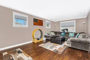 6116 W 94th St, Oak Lawn, IL 60453 - Photo 8