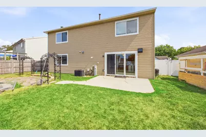 1320 Burns Drive, Elgin, IL 60120 - Photo 30