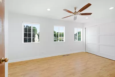 1320 Burns Drive, Elgin, IL 60120 - Photo 20