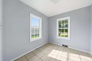 404 River Oaks Dr, Calumet City, IL 60409 - Photo 14