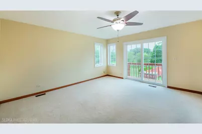 10410 Saddlebred Trail, Woodstock, IL 60098 - Photo 20