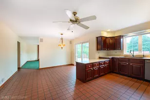 10410 Saddlebred Trail, Woodstock, IL 60098 - Photo 8