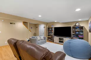 752 Kensington Blvd, Dekalb, IL 60115 - Photo 28
