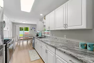 752 Kensington Blvd, Dekalb, IL 60115 - Photo 8